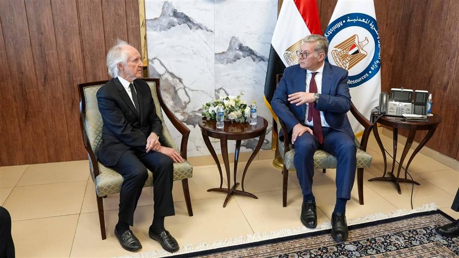 وزير البترول يبحث مع مجموعة أسترالية فرص الاستثمار في قطاع التعدين